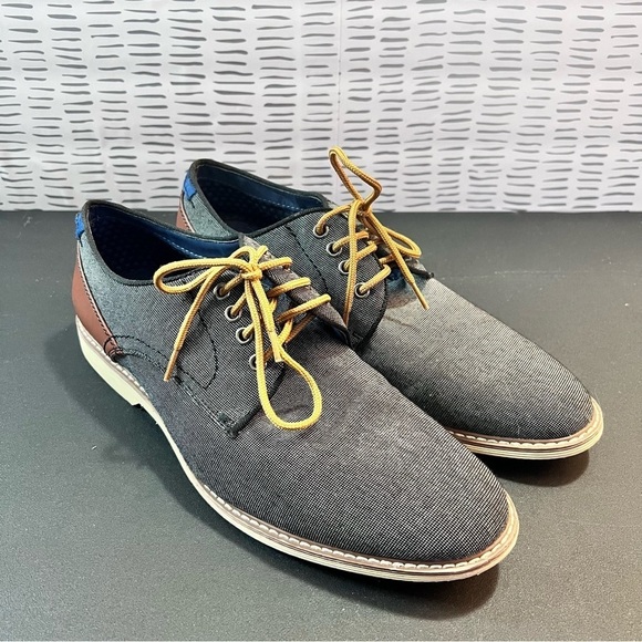 Steve Madden Other - Steve Madden Navy Blue Dress Shoes size 9 *
